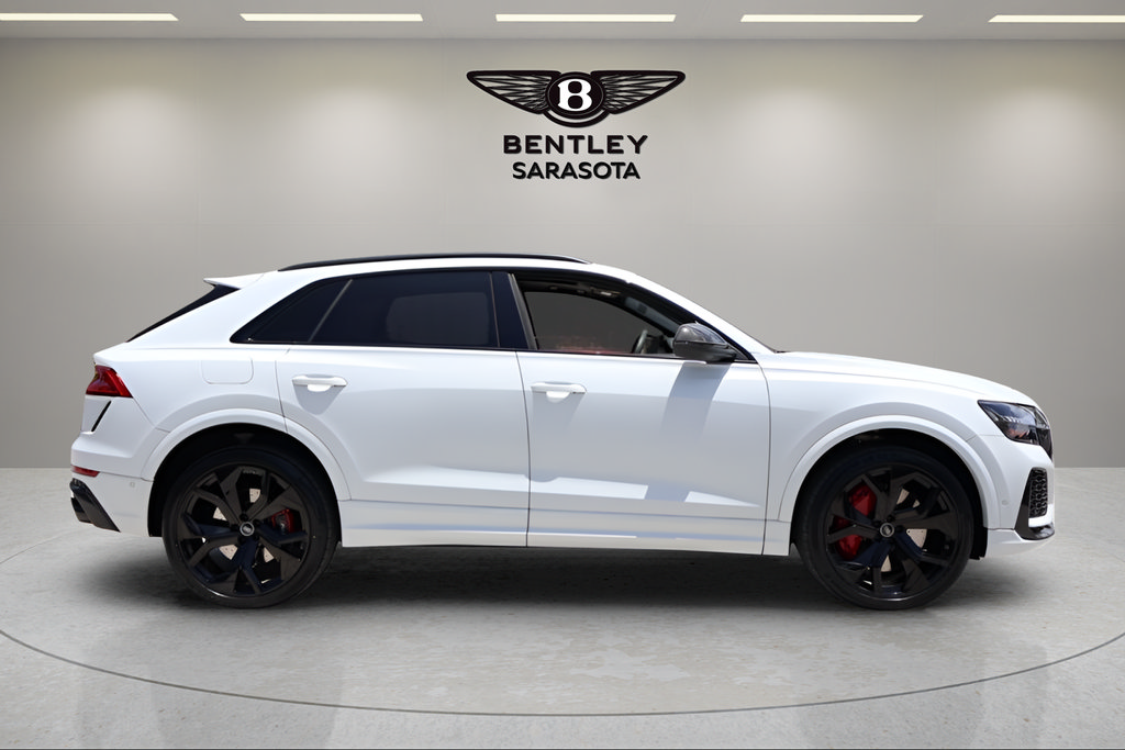 Used 2024 Audi RS Q8 AWD/4WD image 10