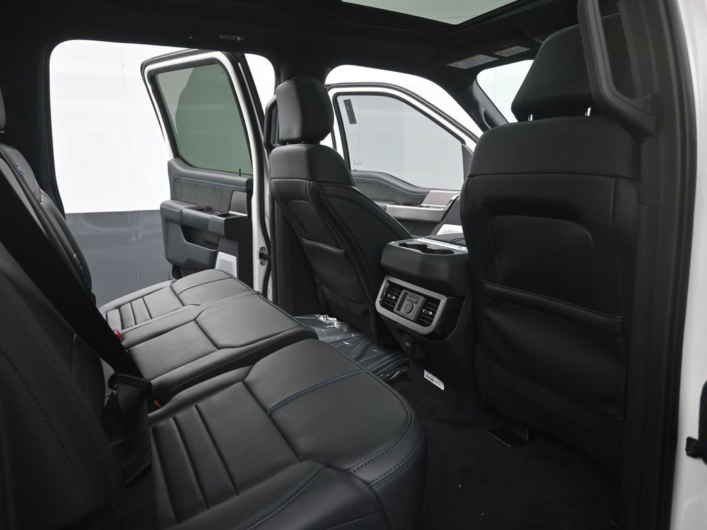 New 2026 Ford F250 Platinum w/ FX4 Off-Road Package image 14