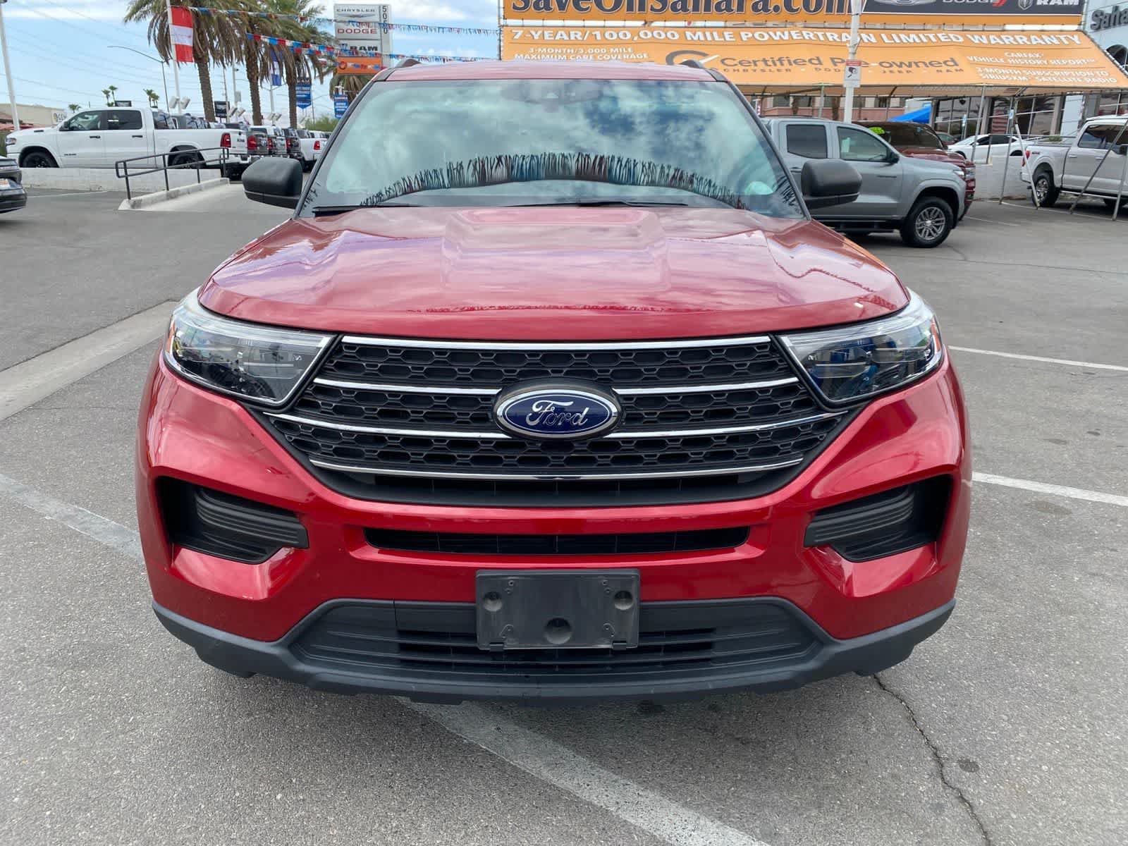 Used 2022 Ford Explorer XLT RWD image 2