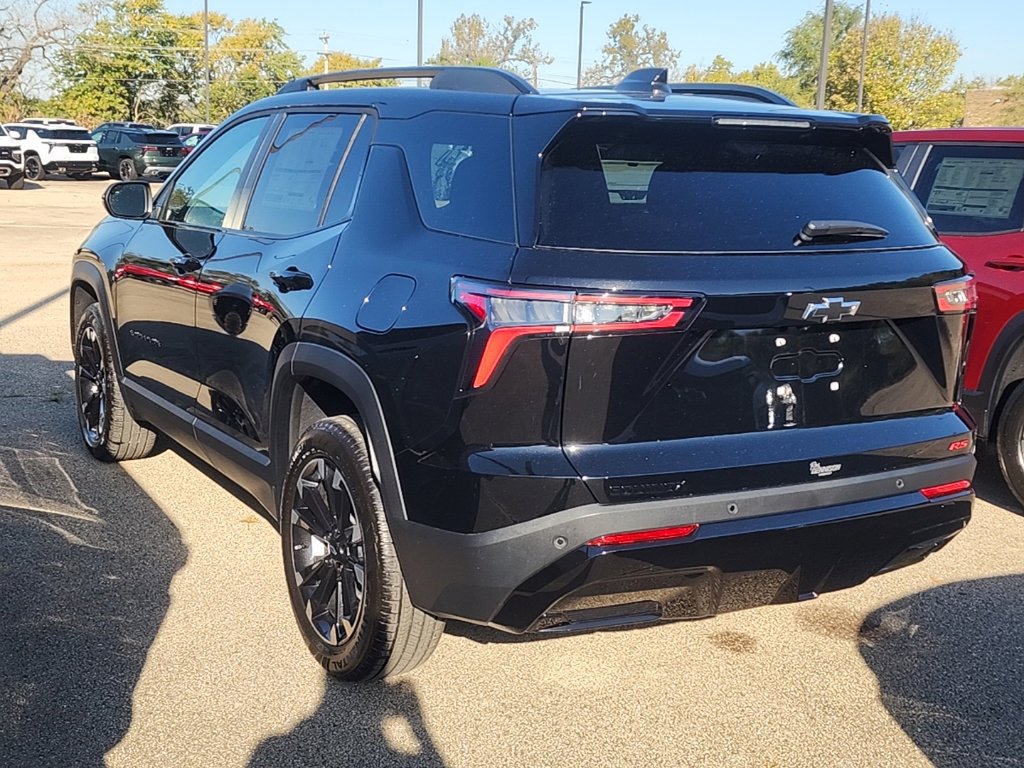 New 2027 Chevrolet Equinox RS FWD image 2
