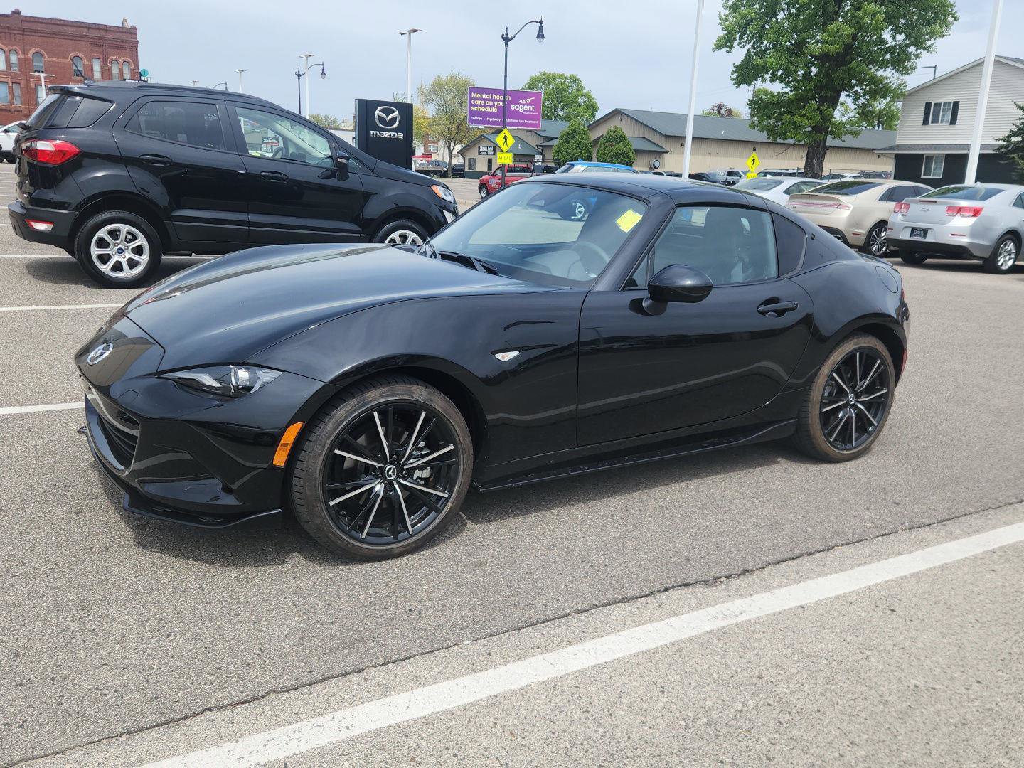 Used 2025 MAZDA MX-5 Miata RF Grand Touring RWD image 9