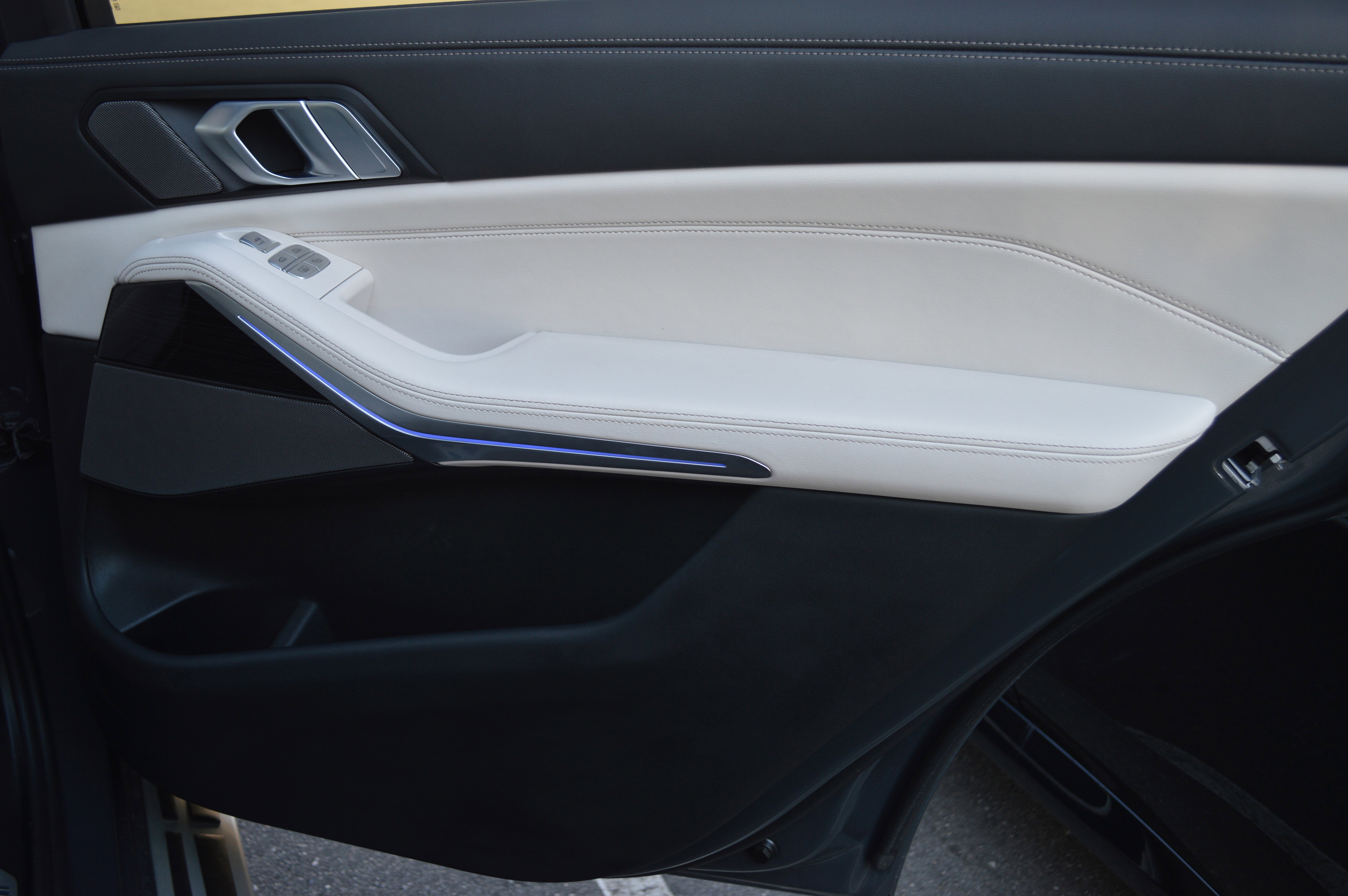 Certified 2025 BMW X7 xDrive40i image 32