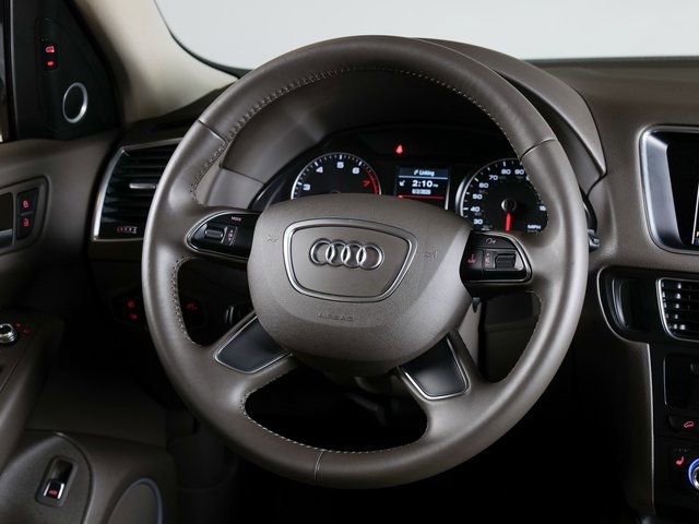 Used 2016 Audi Q5 2.0T Premium Plus w/ Technology Package AWD/4WD image 10