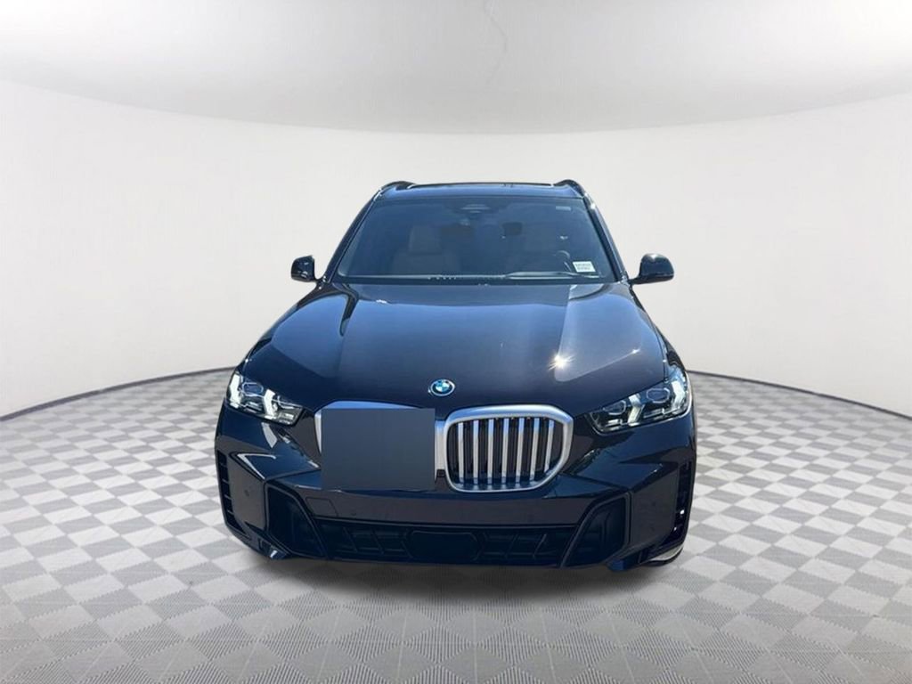 New 2026 BMW X5 xDrive50e w/ M Sport Package image 3