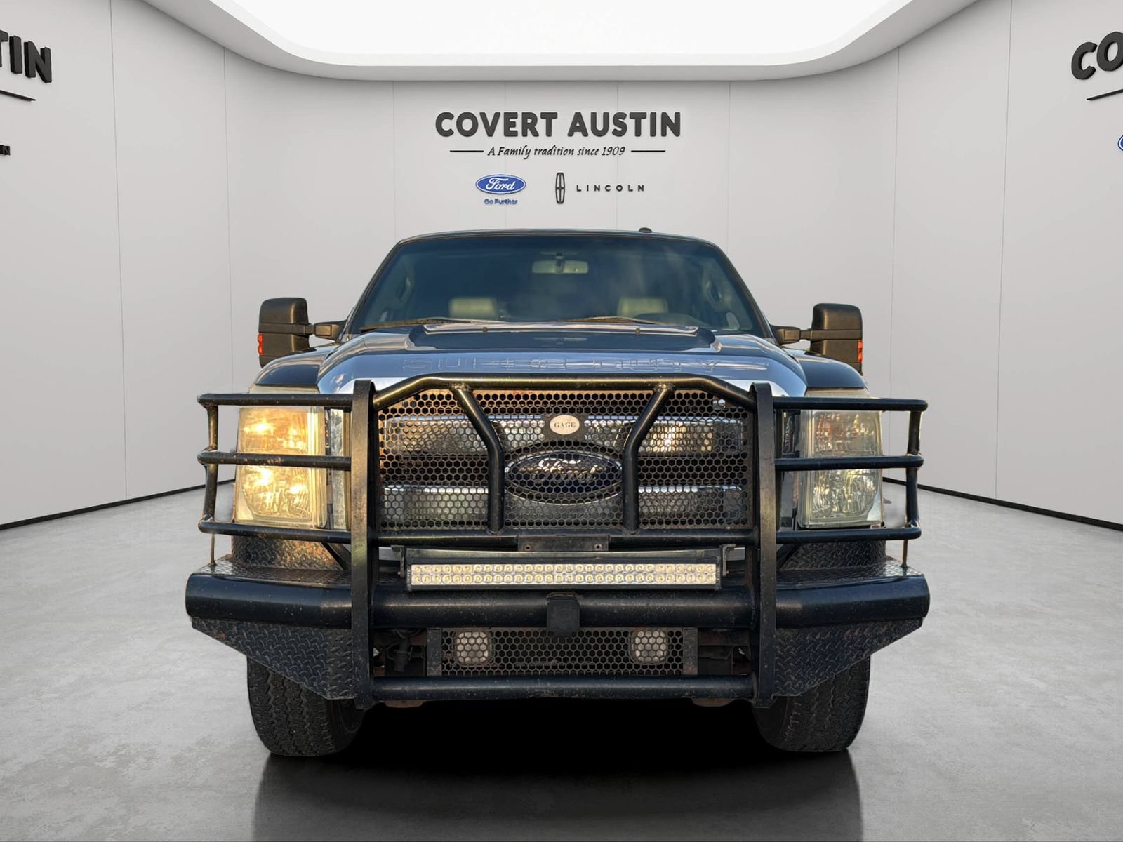Used 2011 Ford F250 Lariat w/ Lariat Interior Pkg AWD/4WD image 8