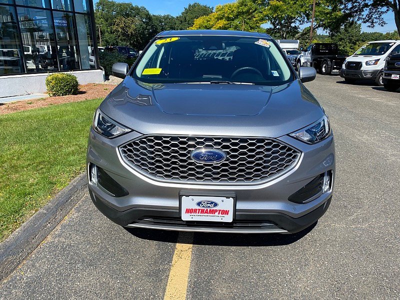Certified 2023 Ford Edge SEL w/ Convenience Package AWD/4WD image 2
