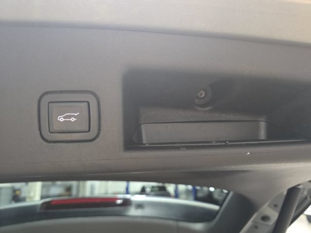 Used 2023 Chevrolet Equinox RS AWD/4WD image 17