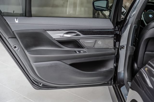 Used 2019 BMW 740i w/ M Sport Package RWD image 56