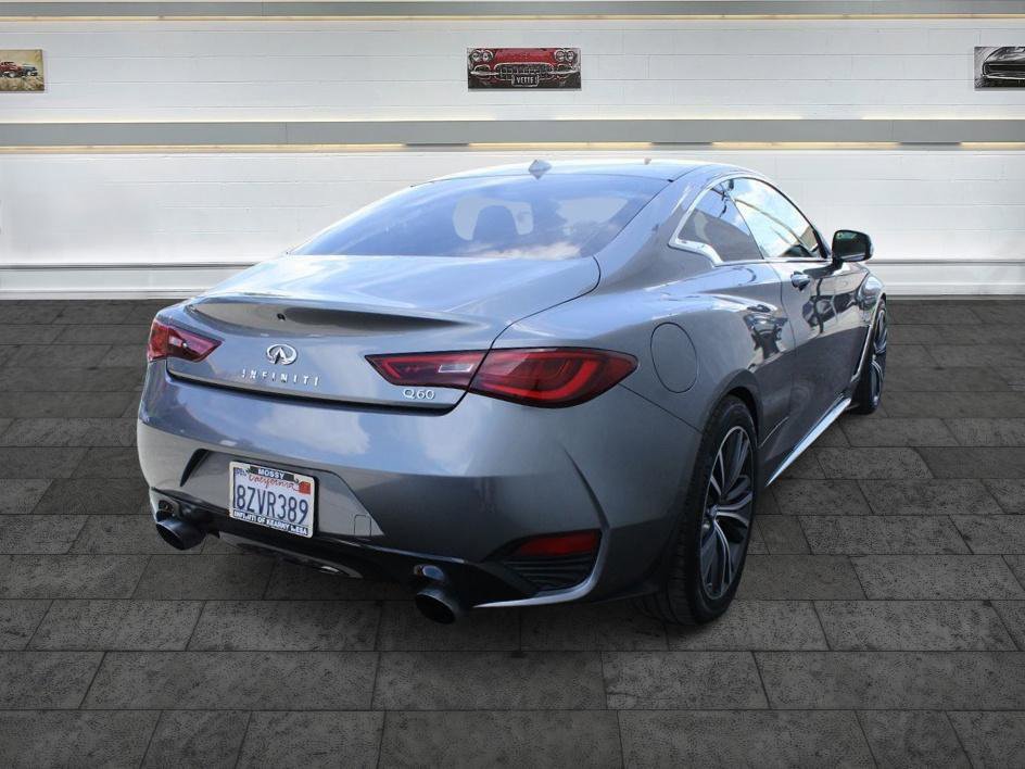 Used 2019 INFINITI Q60 3.0t Luxe w/ Essential Package RWD image 5