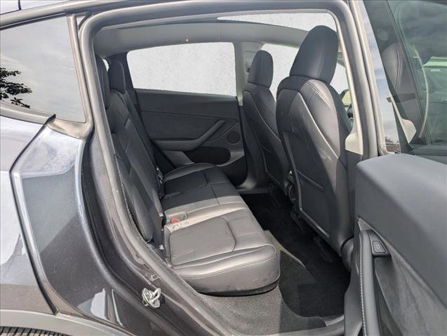 Used 2025 Tesla Model Y Performance AWD/4WD image 18