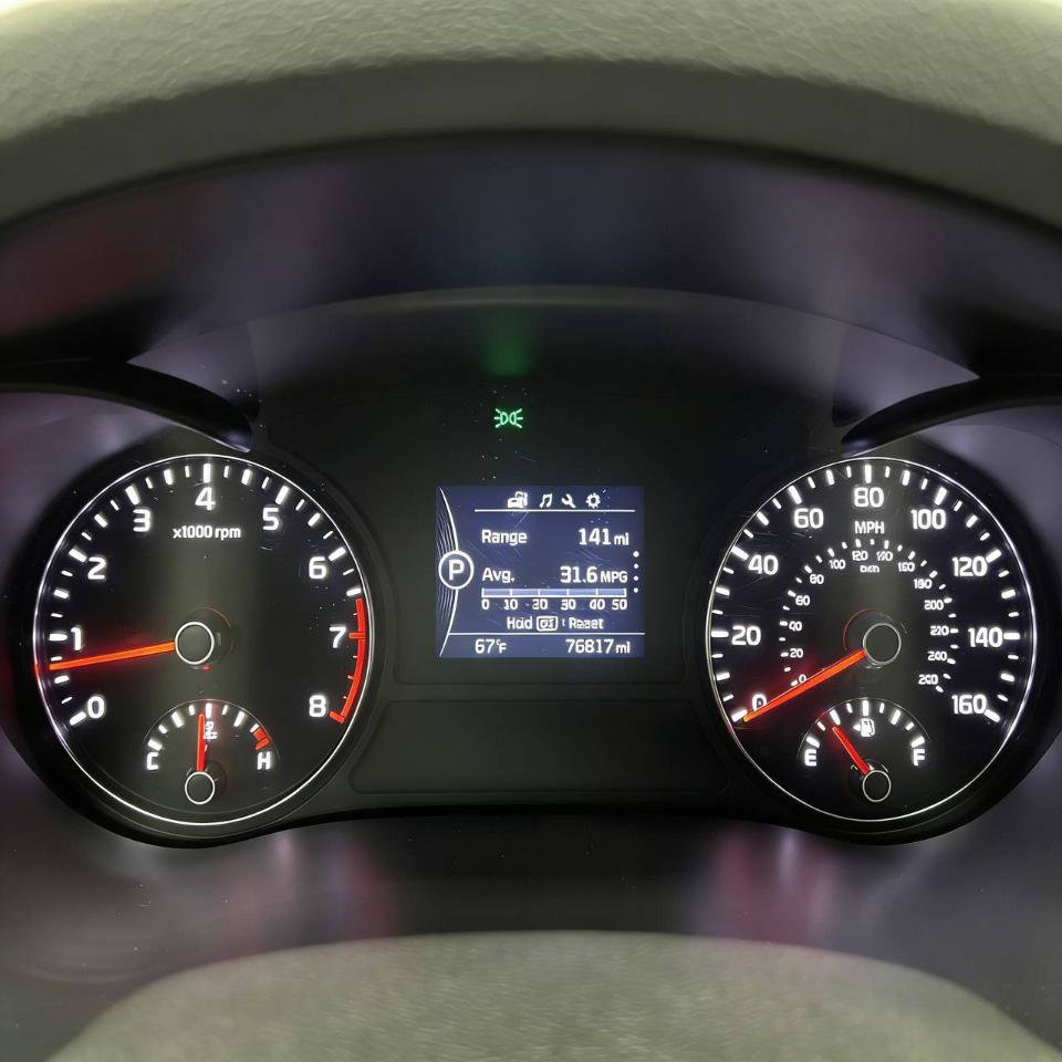 Used 2018 Kia Optima EX FWD image 16