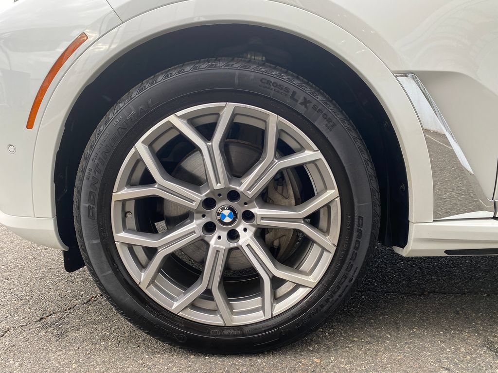 Used 2026 BMW X7 xDrive40i AWD/4WD image 10