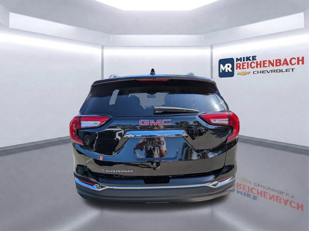 Used 2023 GMC Terrain SLT w/ Infotainment Package II image 5