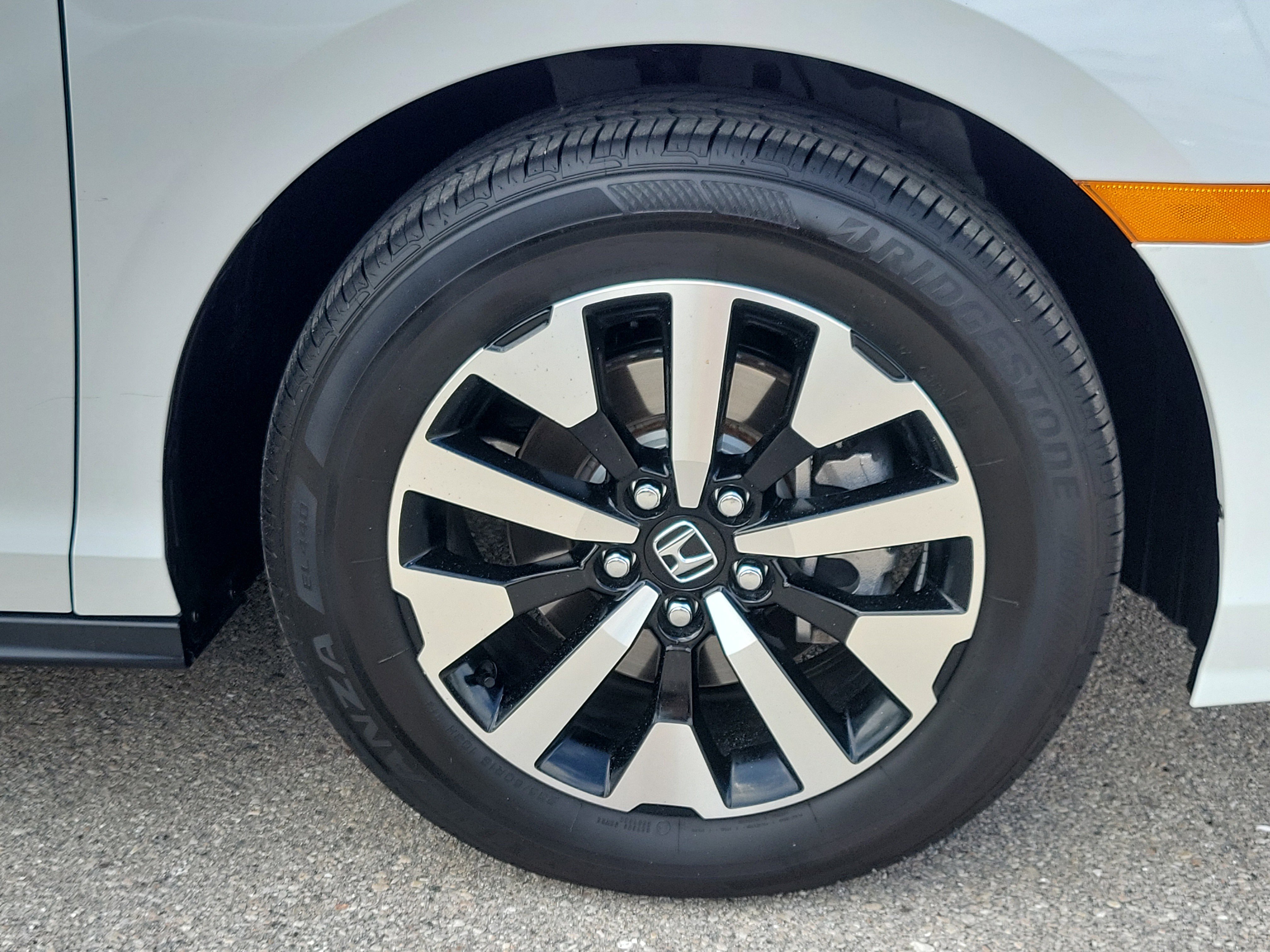 Used 2026 Honda Odyssey EX-L image 8