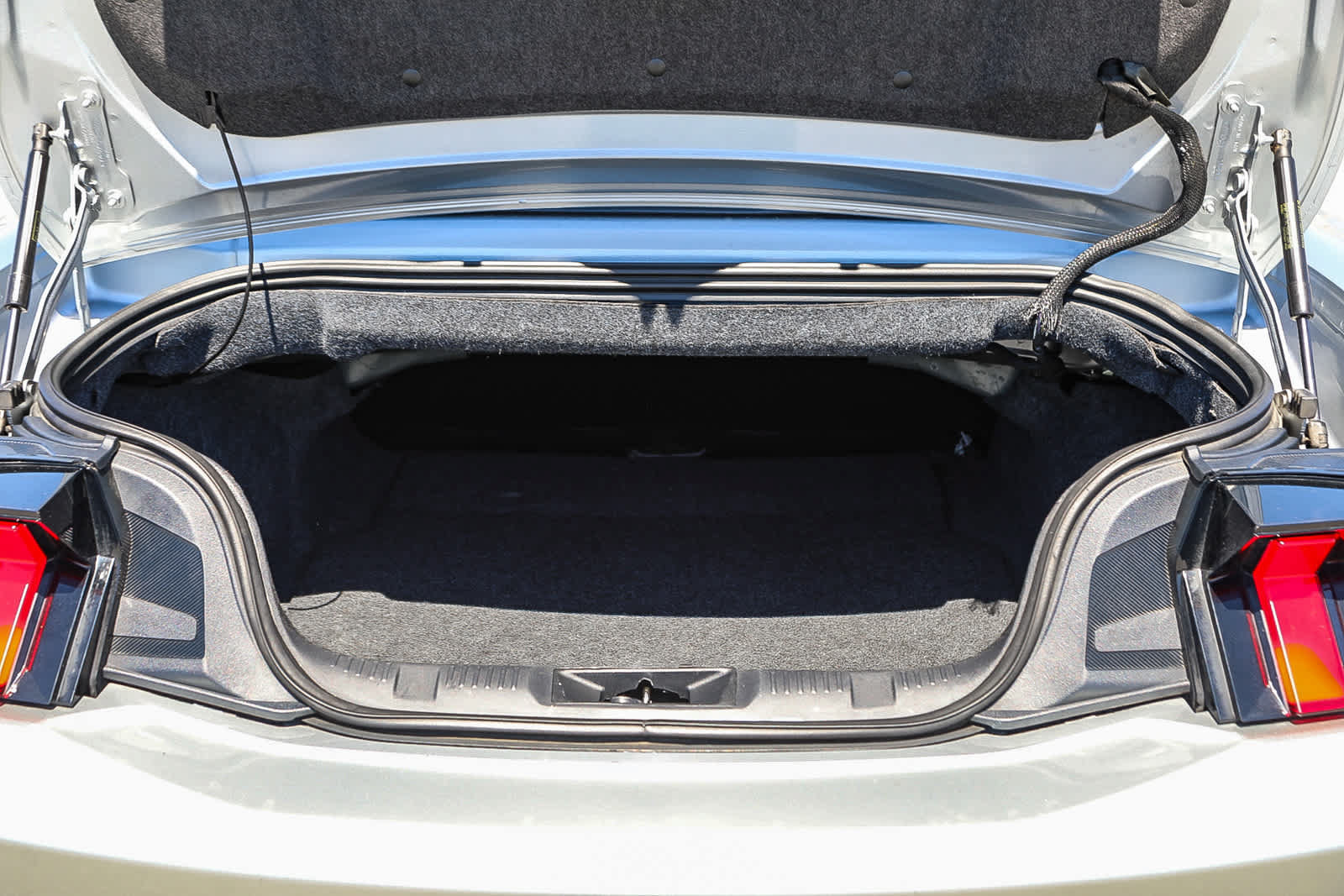 Used 2024 Ford Mustang Premium RWD image 26