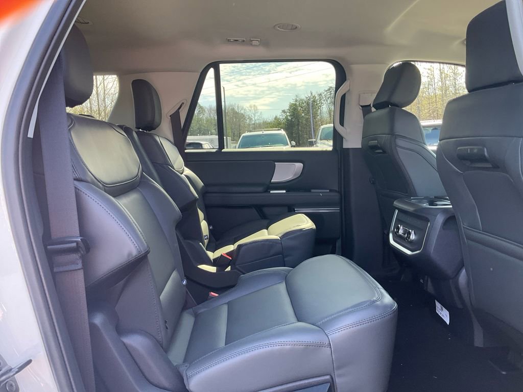 New 2026 Ford Expedition Max Active image 13