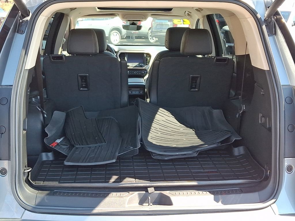 Certified 2023 GMC Acadia Denali w/ Denali Technology Package image 29