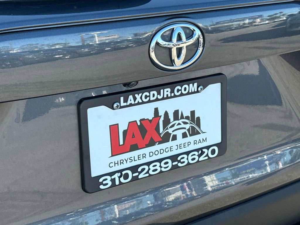 Used 2024 Toyota RAV4 LE image 5