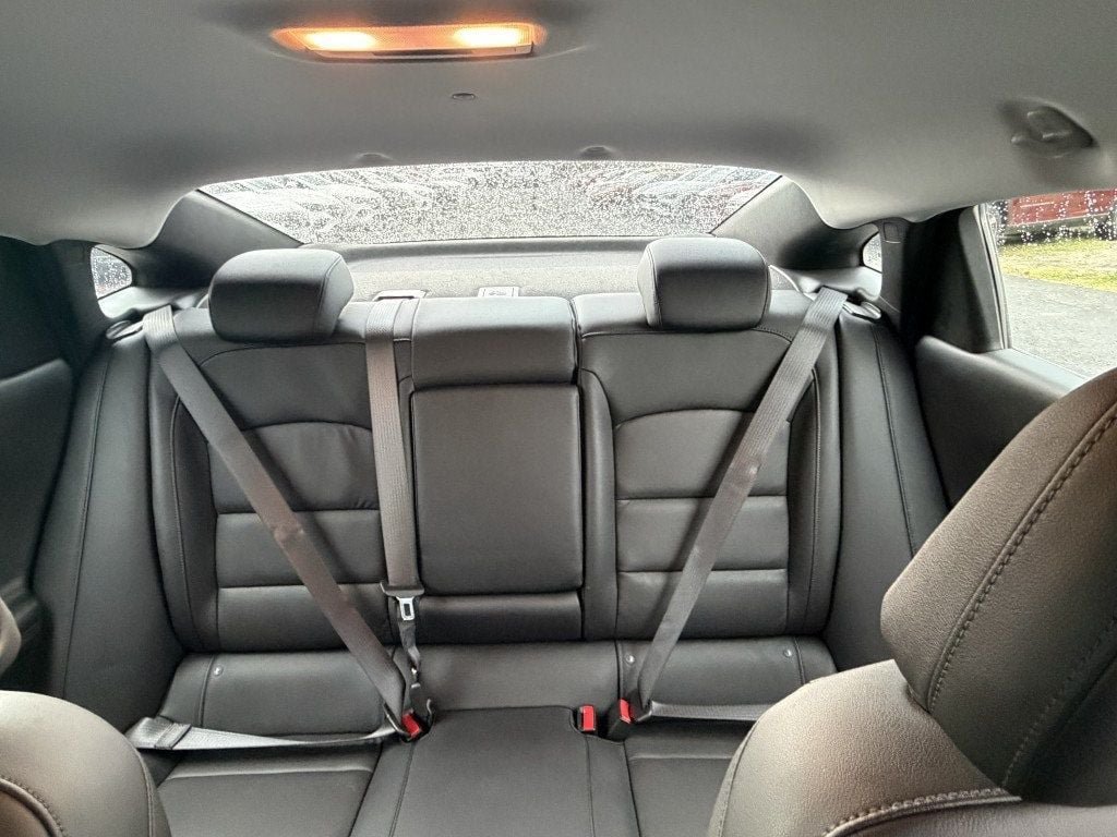 Used 2022 Chevrolet Malibu LT w/ Leather Package FWD image 23