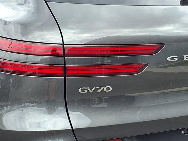 Used 2025 Genesis GV70 2.5T AWD/4WD image 25
