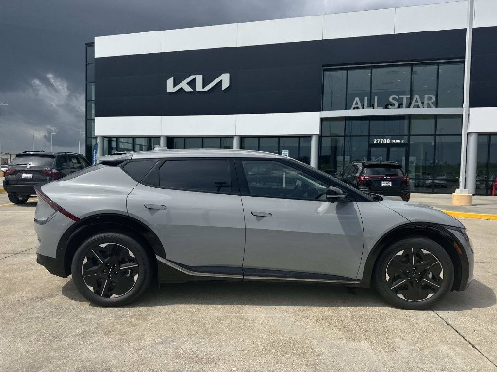 New 2026 Kia EV6 Wind AWD/4WD image 9
