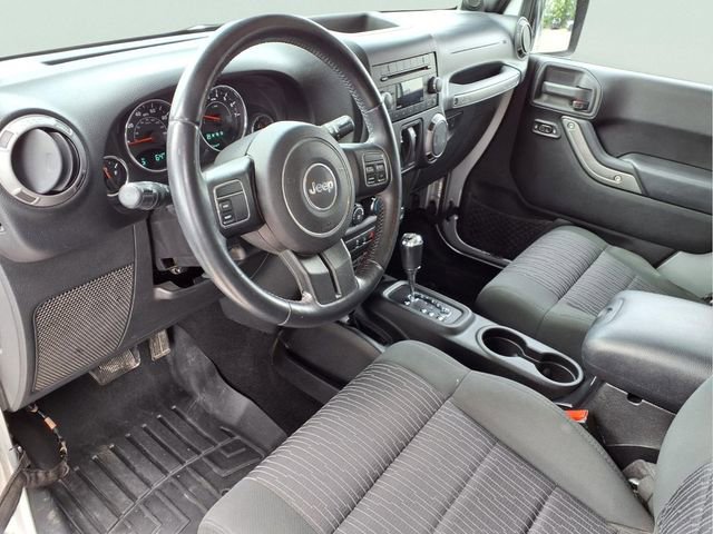 Used 2012 Jeep Wrangler Sport AWD/4WD image 4