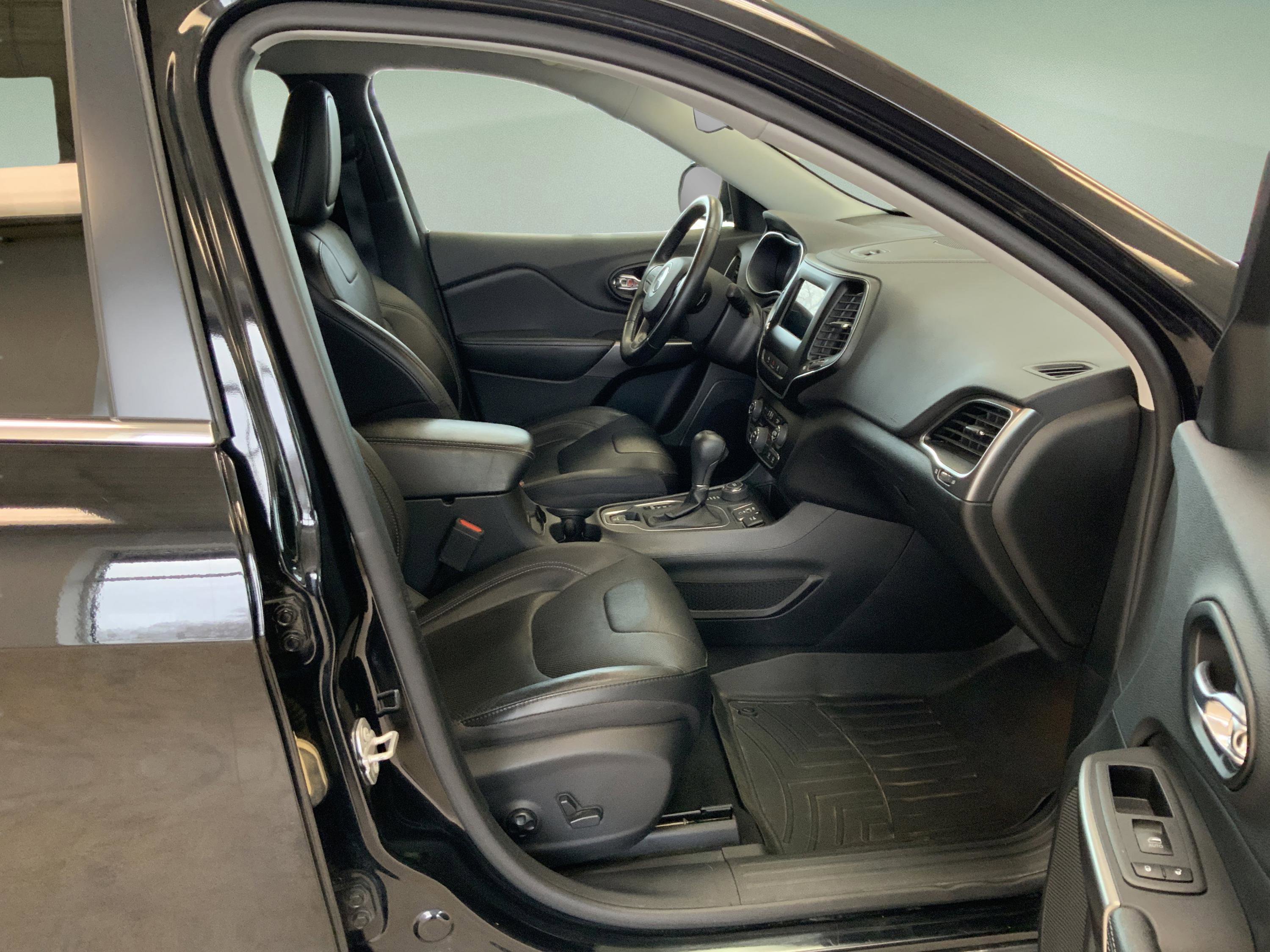 Used 2021 Jeep Cherokee Latitude Lux image 26