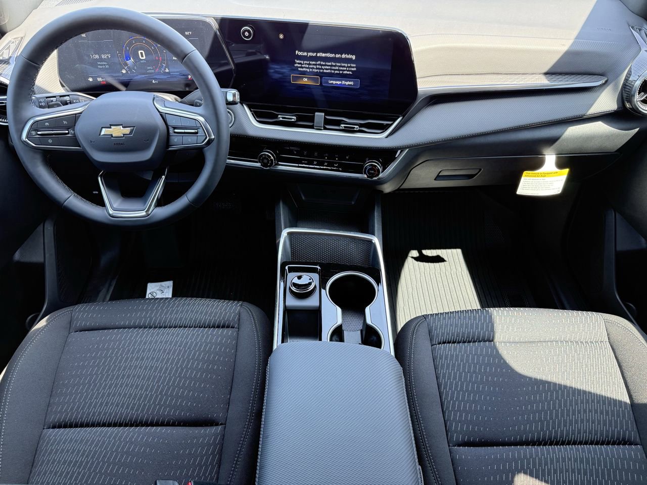 New 2026 Chevrolet Equinox LT w/ Safety and Technology Package image 3