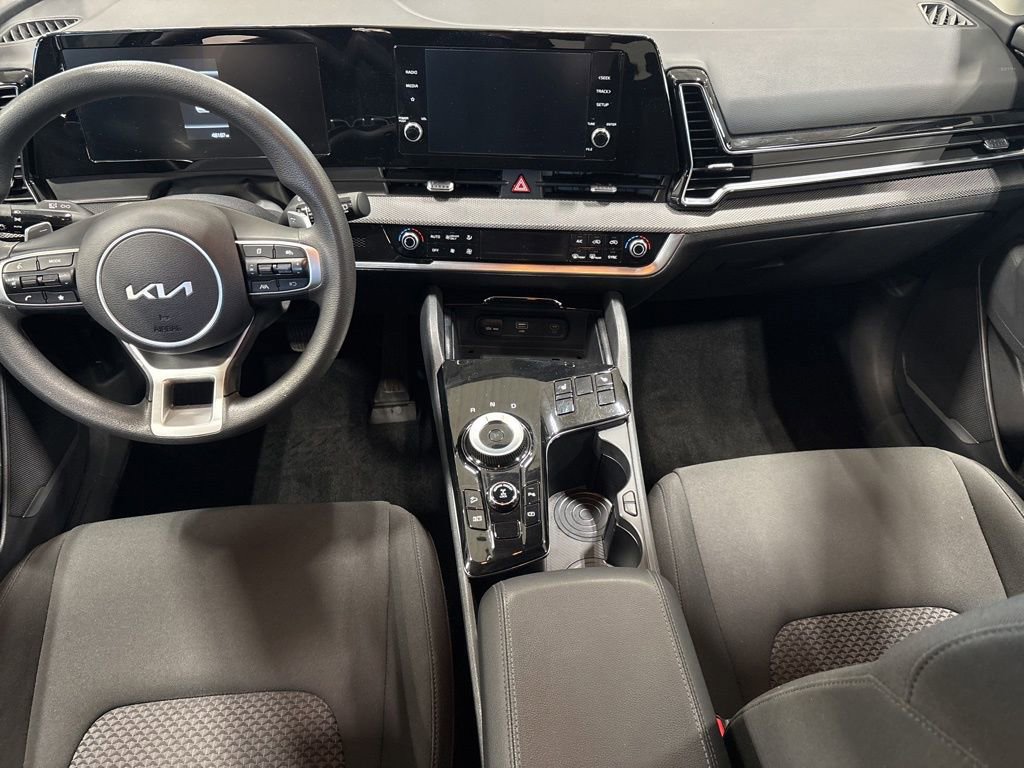 Certified 2024 Kia Sportage LX image 12