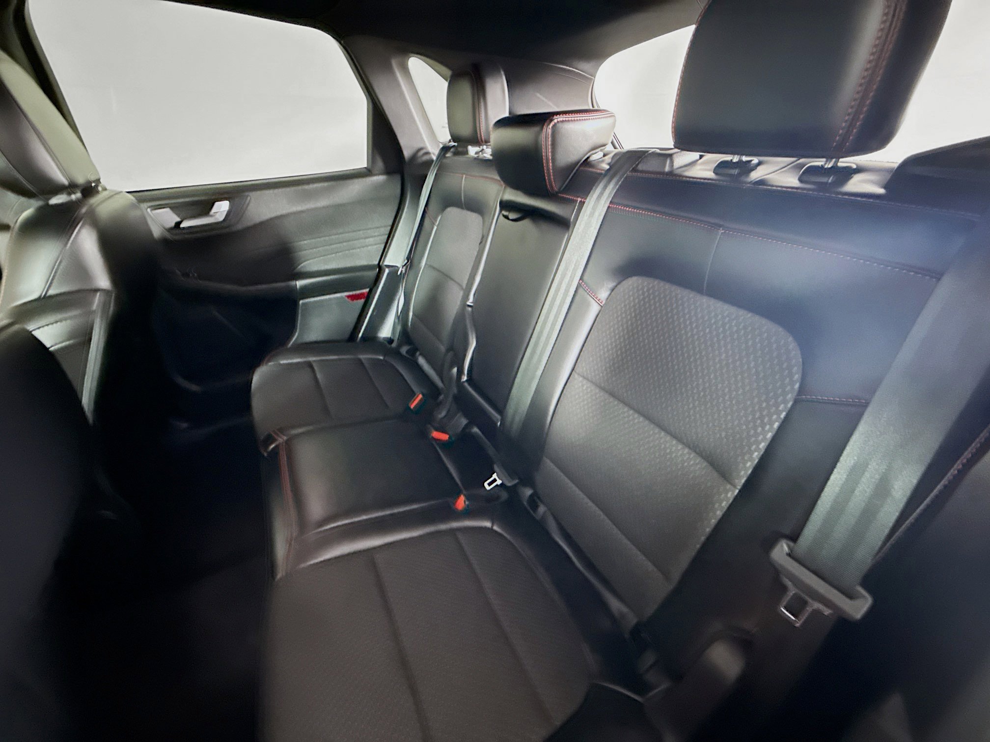 Used 2023 Ford Escape ST-Line Elite image 29