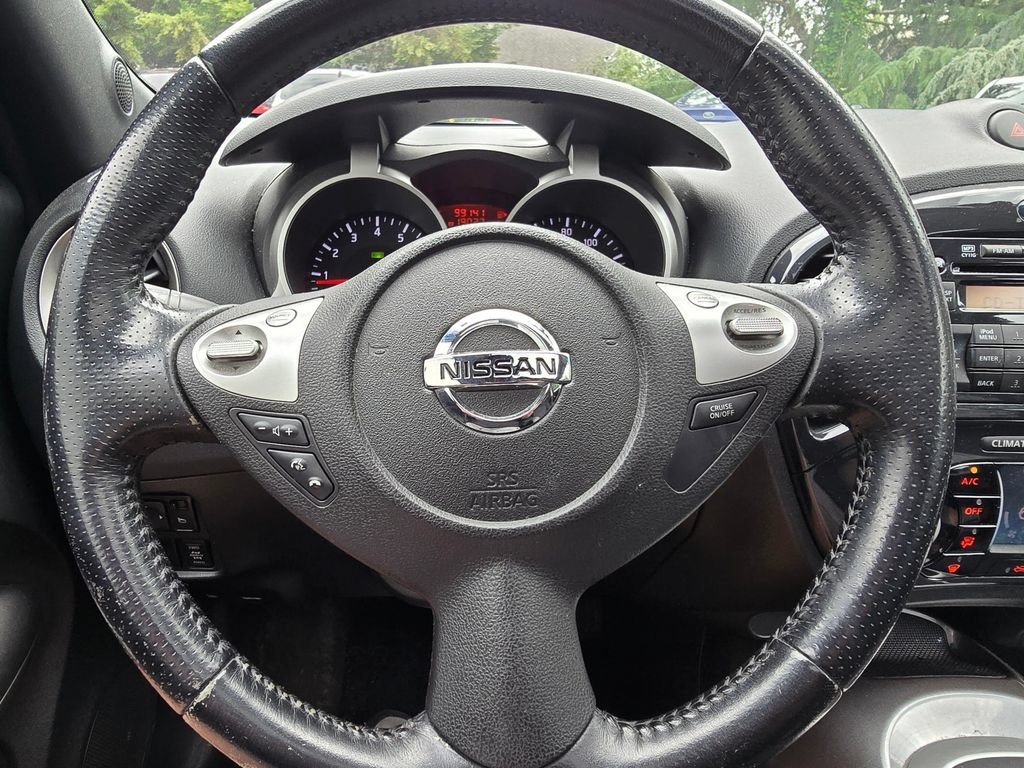 Used 2013 Nissan Juke SV AWD/4WD image 14