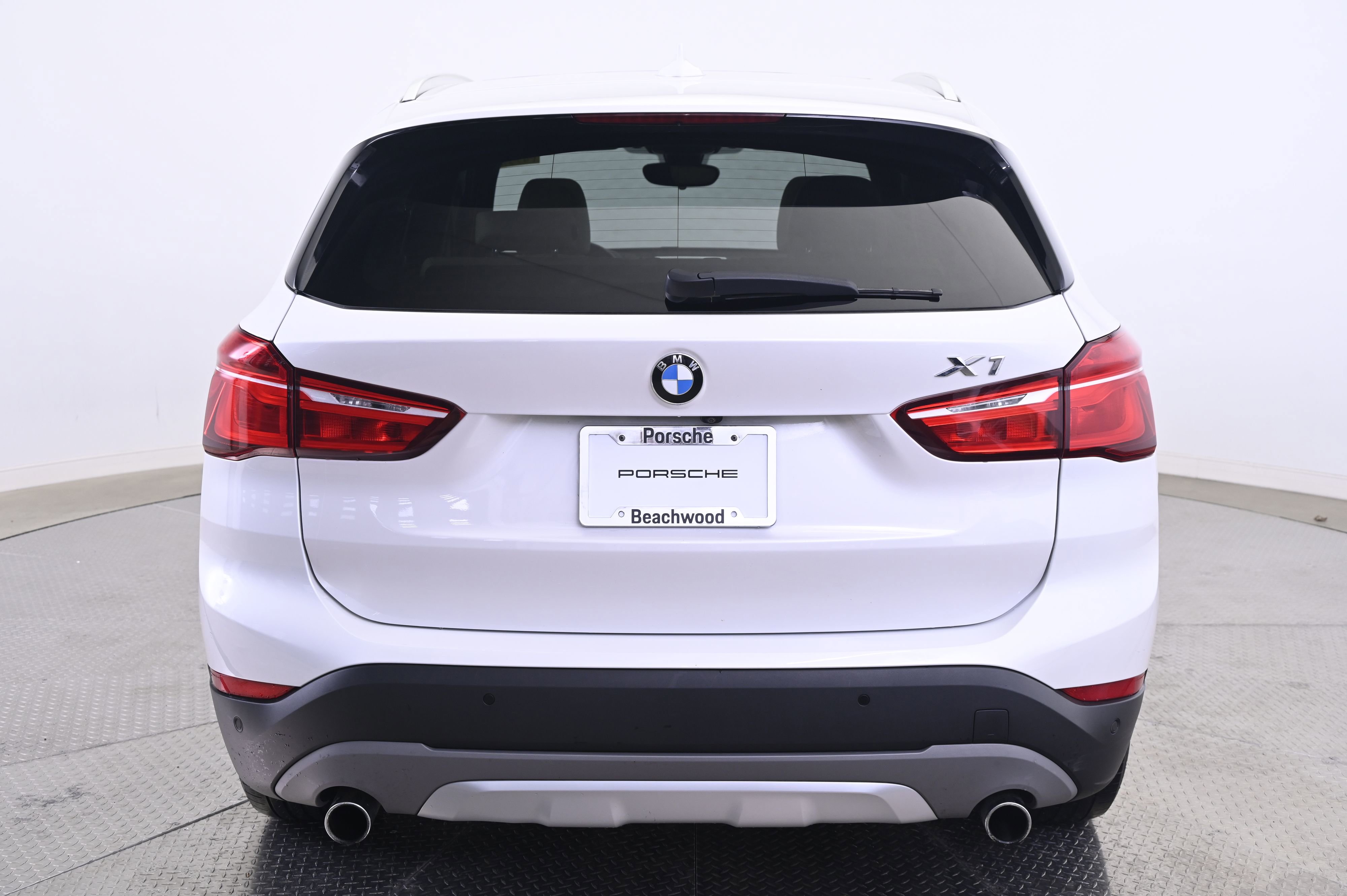 Used 2017 BMW X1 xDrive28i image 6