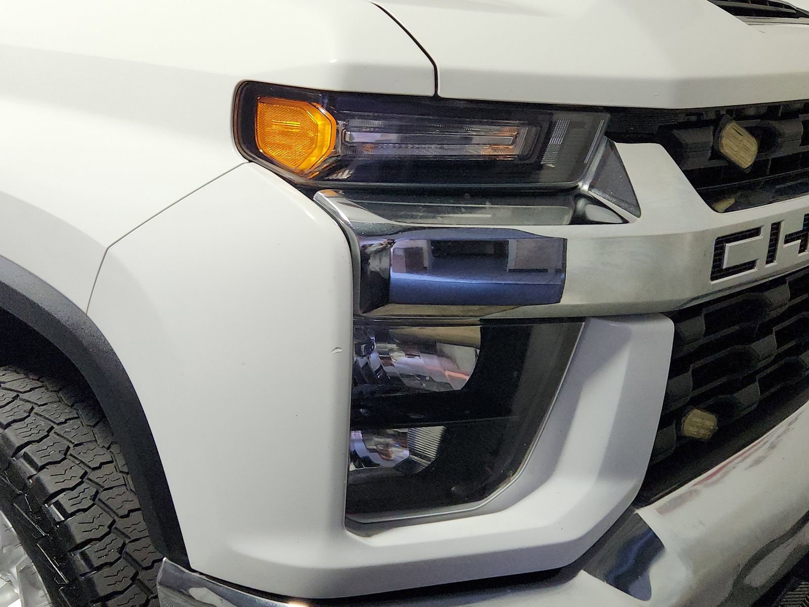 Used 2021 Chevrolet Silverado 2500 LT w/ Z71 Off-Road Package AWD/4WD image 8