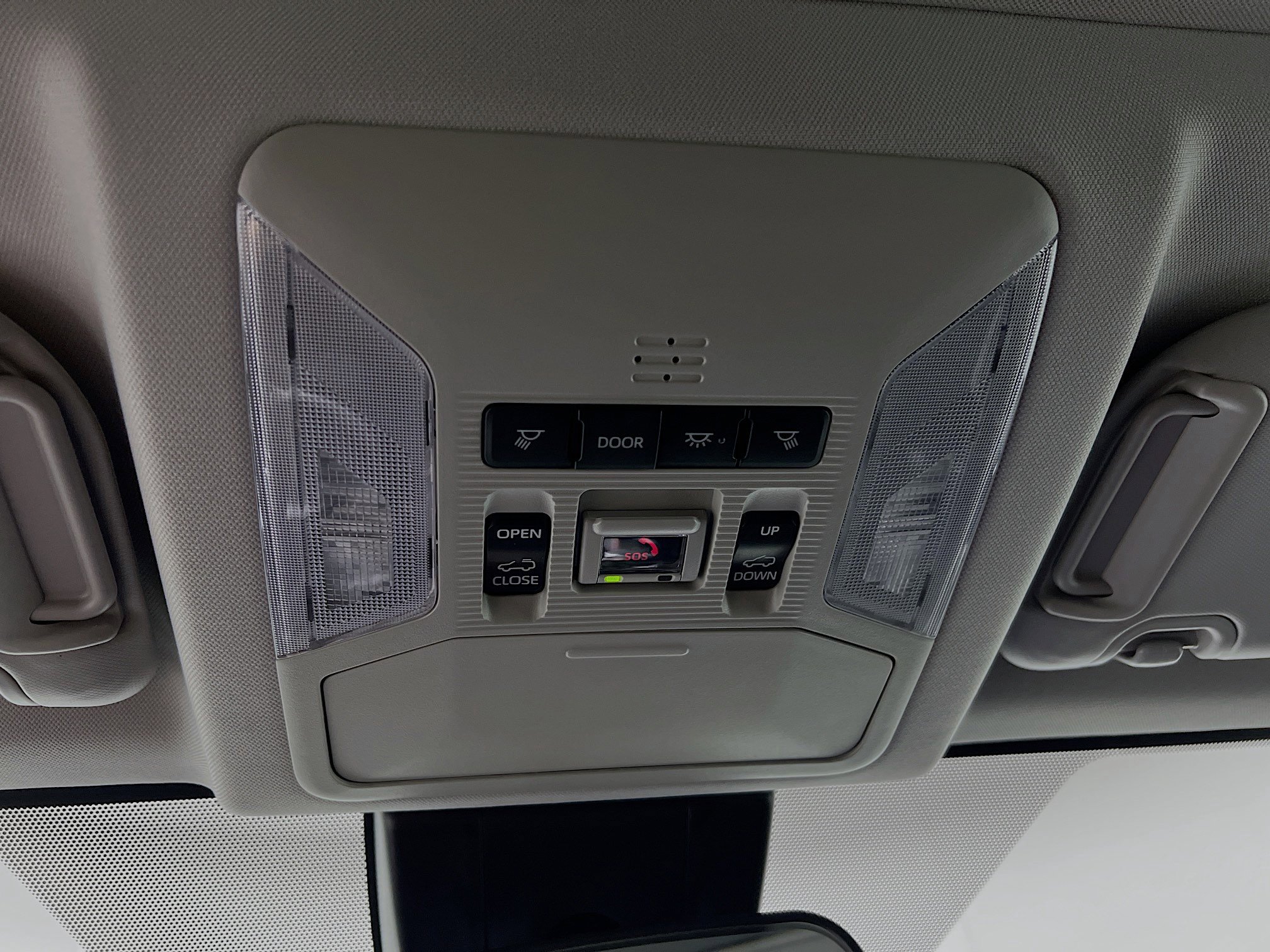 Used 2025 Toyota RAV4 XLE image 21