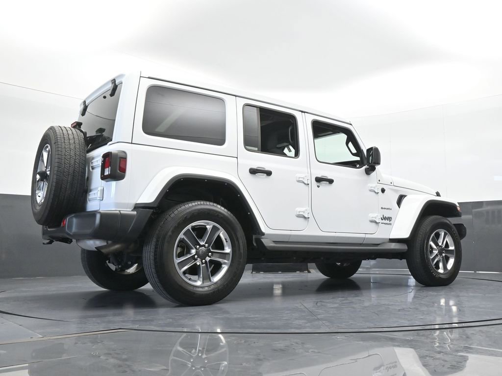 Used 2022 Jeep Wrangler Unlimited Sahara AWD/4WD image 57