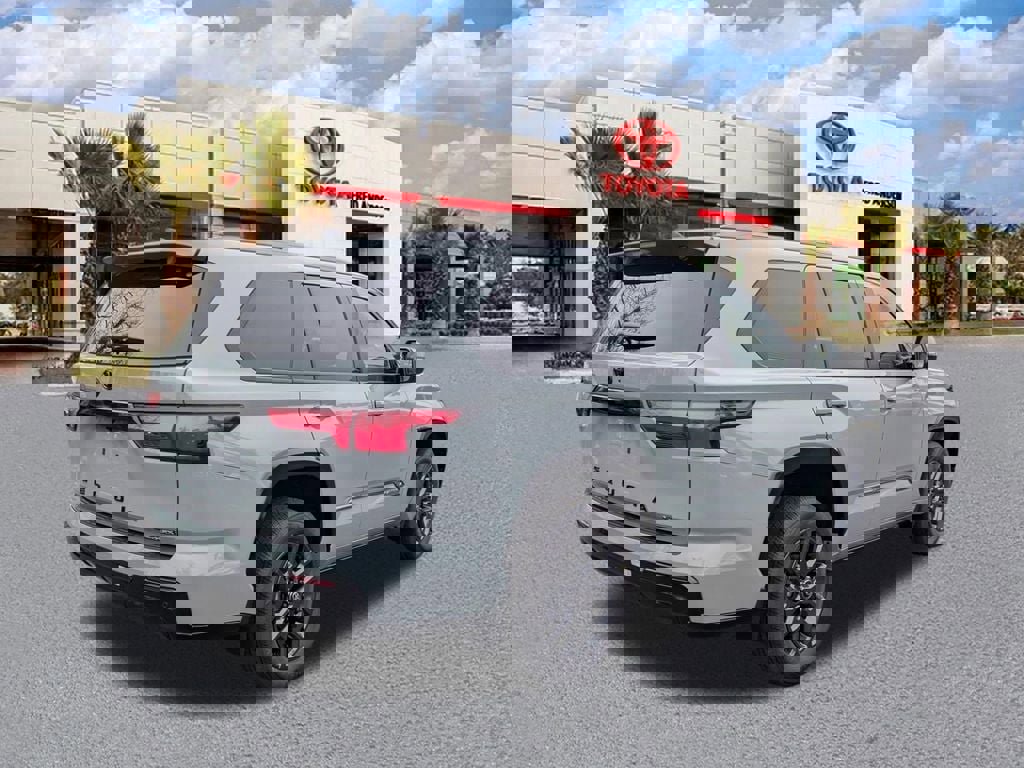 New 2026 Toyota Sequoia Platinum image 5