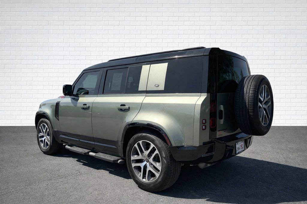 Used 2023 Land Rover Defender 110 X-Dynamic SE AWD/4WD image 6