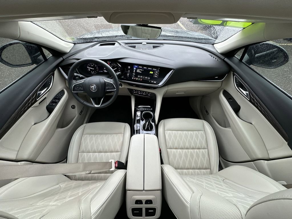 Used 2023 Buick Envision Avenir AWD/4WD image 18