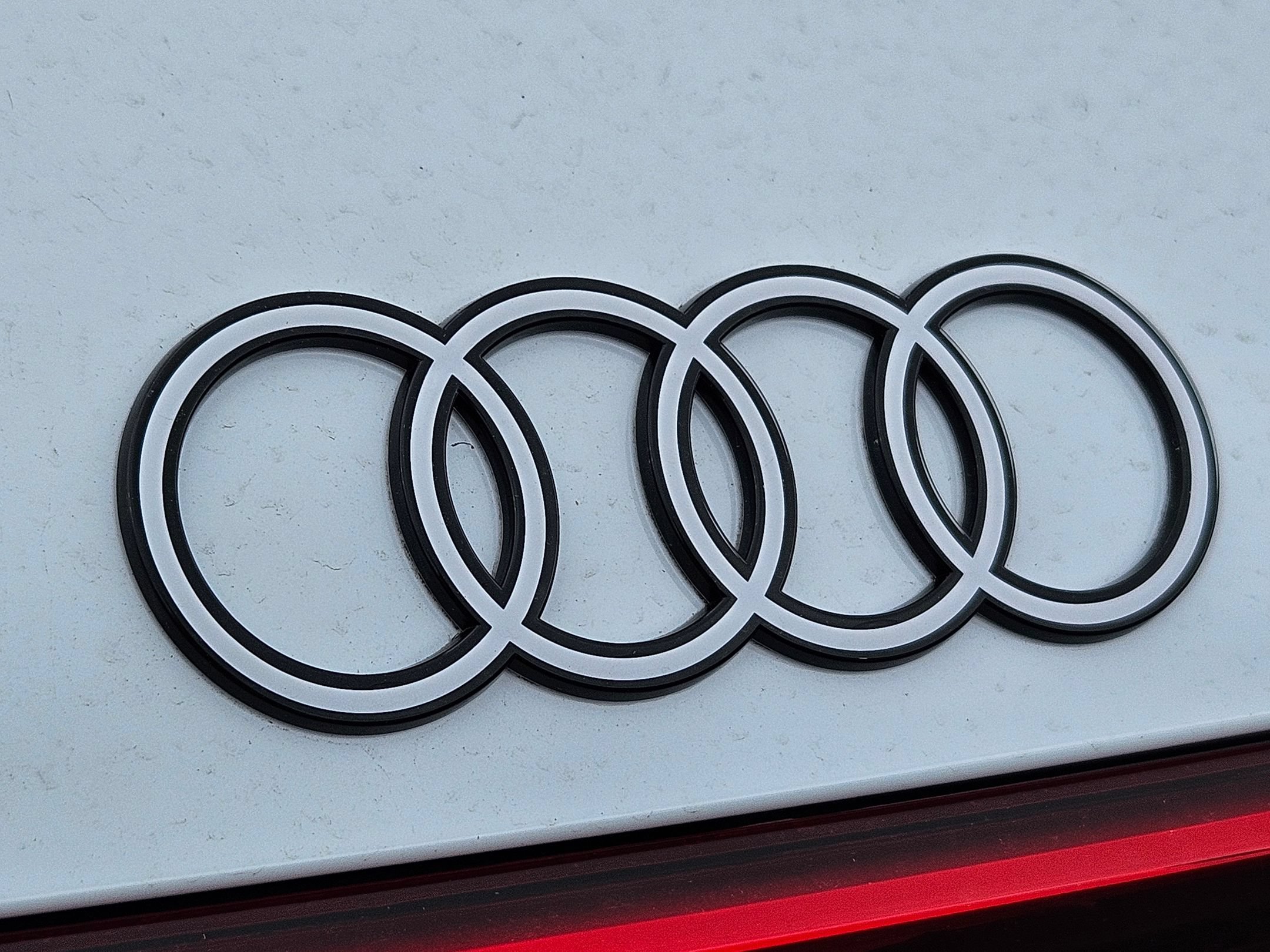 Used 2024 Audi Q8 e-tron Premium Plus AWD/4WD image 26