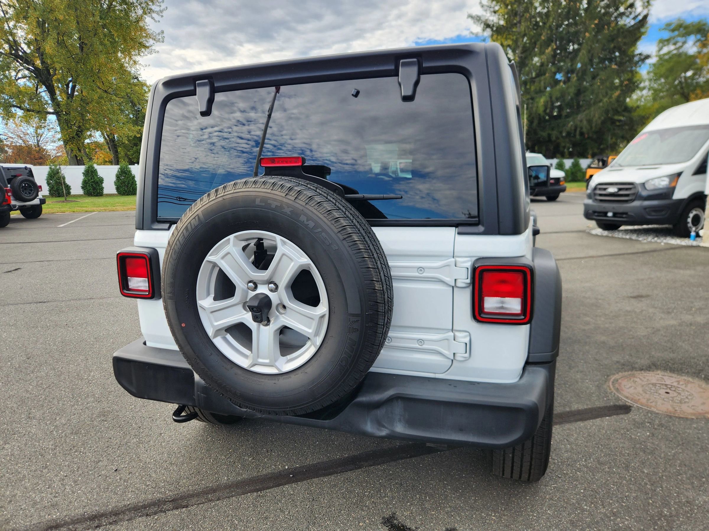 Used 2022 Jeep Wrangler Unlimited Sport image 14