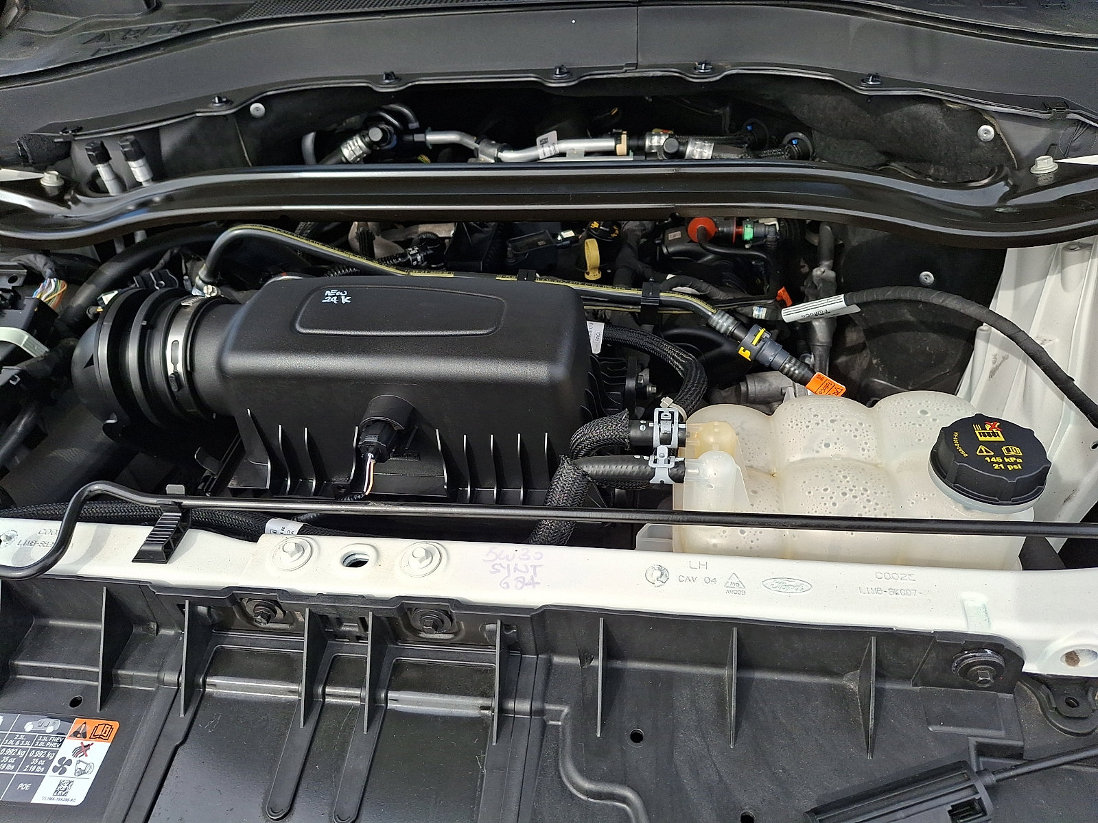 Certified 2022 Ford Explorer Limited w/ Limited Technology Package image 30