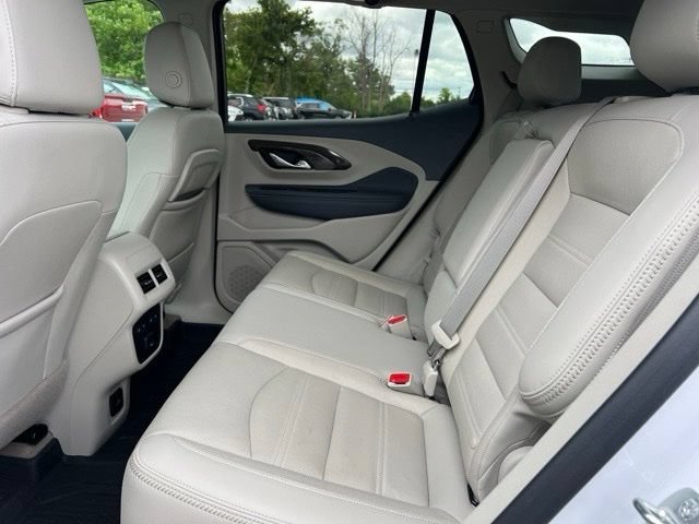 Used 2024 GMC Terrain Denali w/ Denali Premium Package AWD/4WD image 20