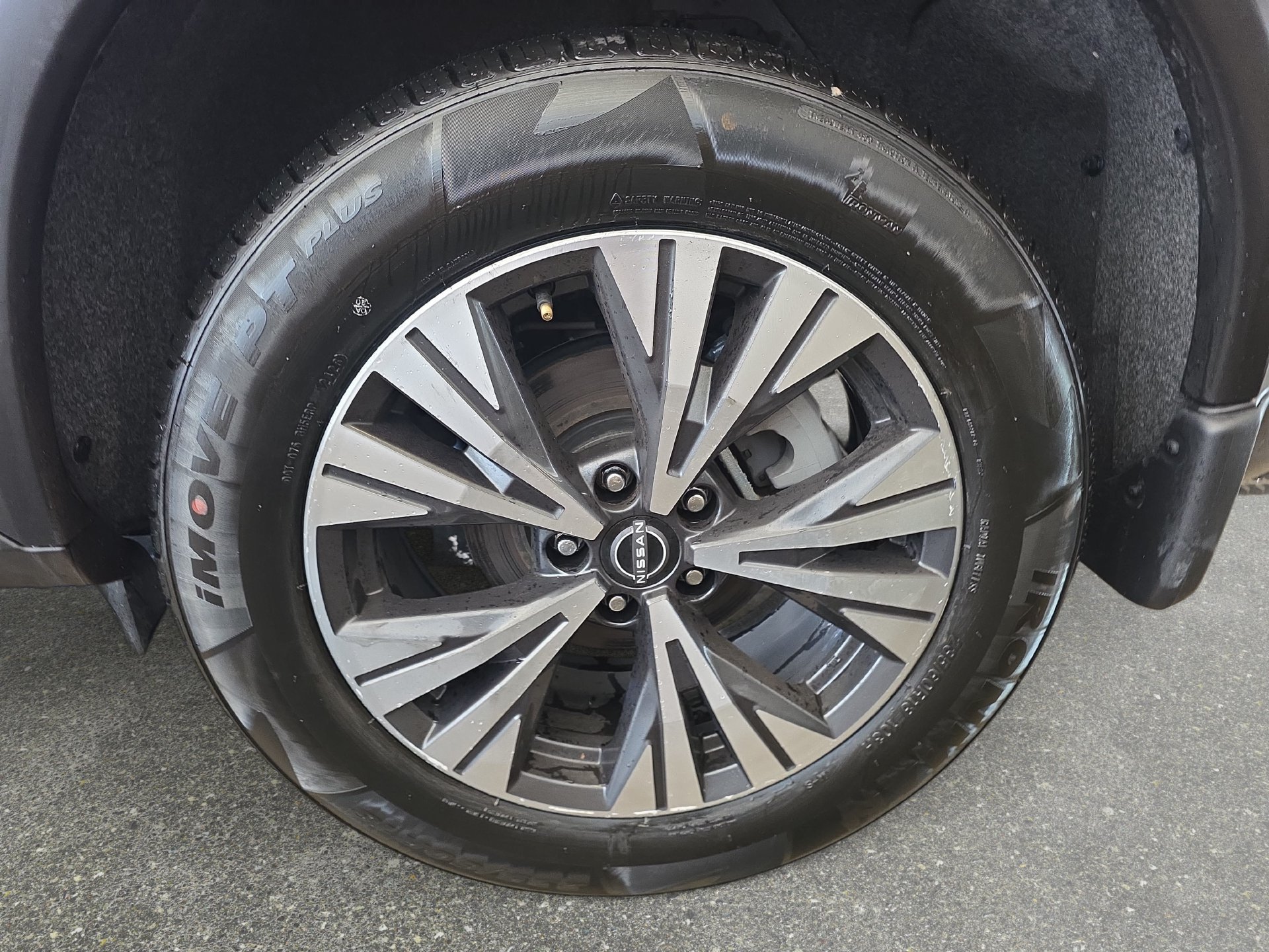 Used 2023 Nissan Rogue SV AWD/4WD image 30
