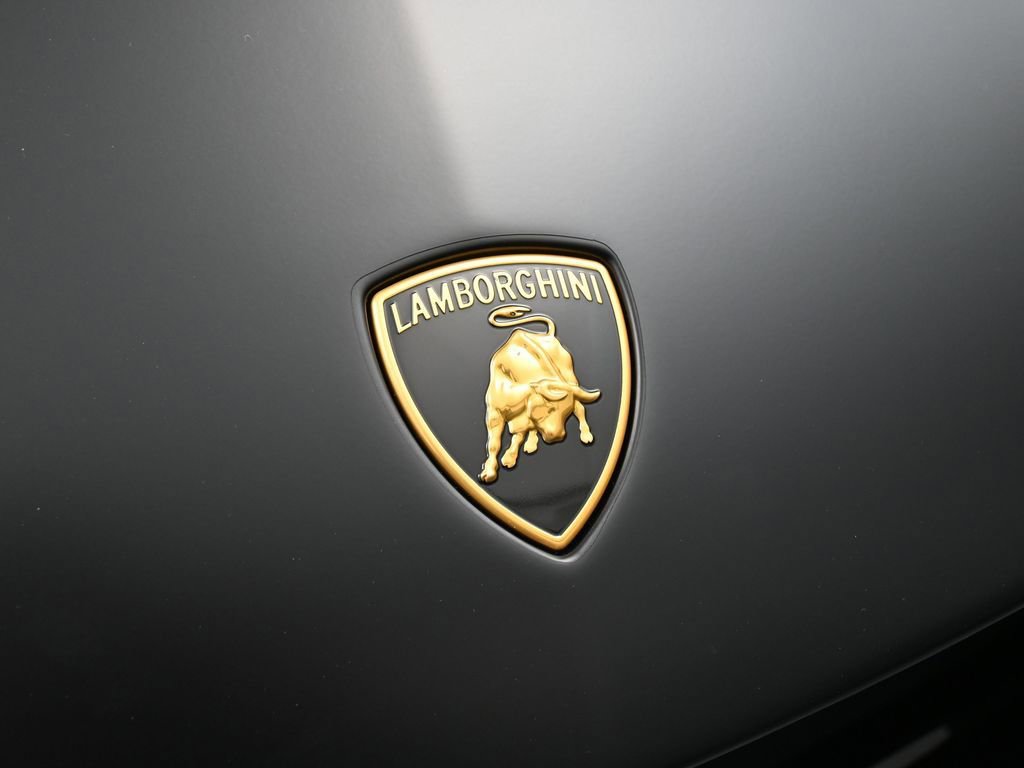 Used 2024 Lamborghini Revuelto AWD/4WD image 13