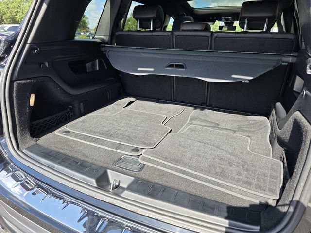 Certified 2023 Mercedes-Benz GLB 250 w/ AMG Line image 11