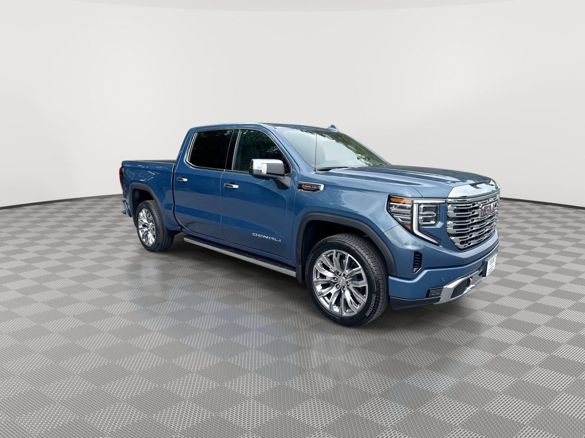 New 2026 GMC Sierra 1500 Denali AWD/4WD image 2