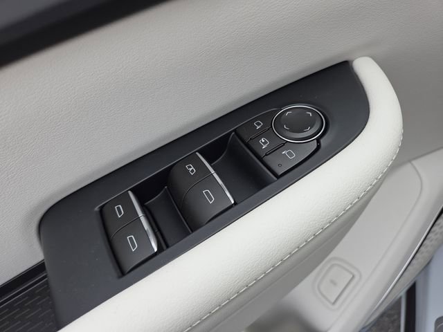 New 2026 Buick Enclave Avenir w/ Super Cruise Package AWD/4WD image 11