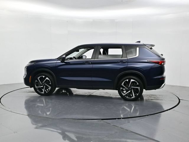 Used 2024 Mitsubishi Outlander SE FWD image 9