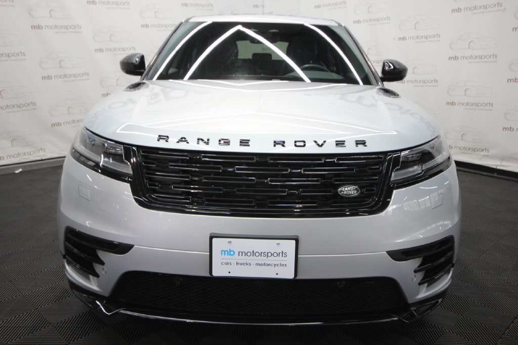 Used 2025 Land Rover Range Rover Velar Dynamic SE AWD/4WD image 12