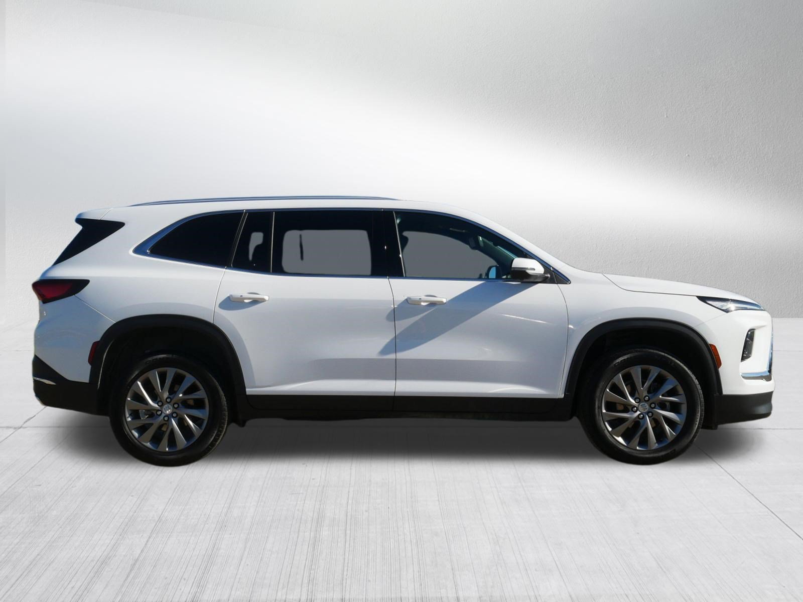 Used 2026 Buick Enclave Preferred AWD/4WD image 8
